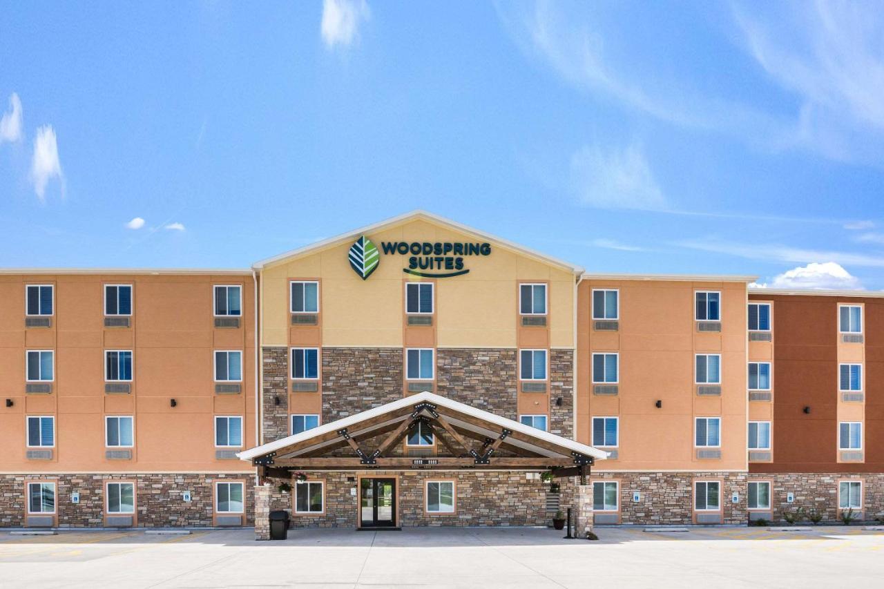 Woodspring Suites Davenport Quad Cities ภายนอก รูปภาพ
